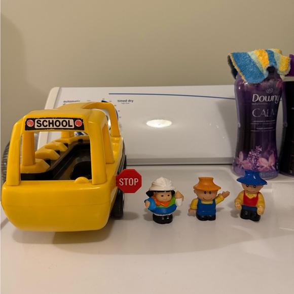 Vintage Little Tikes School Bus - Picture 3 of 4